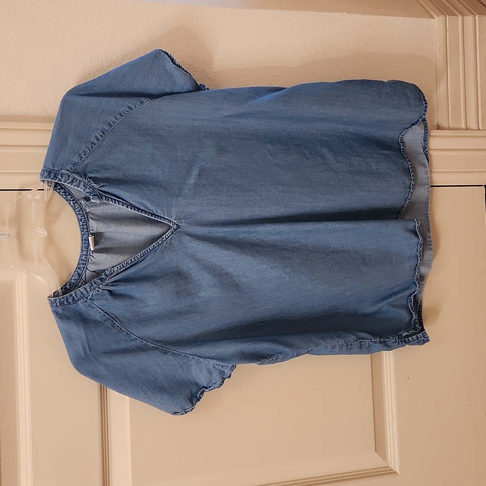 Ladies Chambray denim shirt blouse